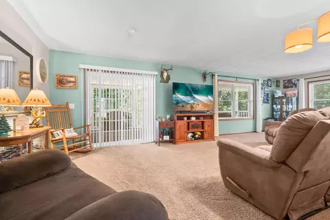 Living - 5607 Ridge Dr, Reading, MI 49274 photo 2 of 4
