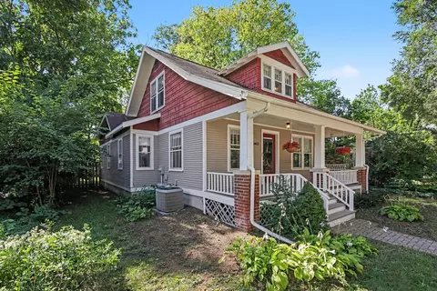 1452 Rosewood St, Ann Arbor, MI 48104