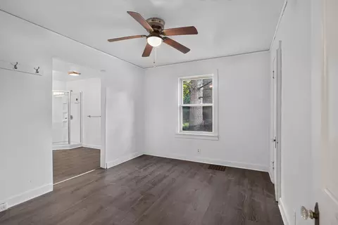 Bedroom - 5735 Kibby Rd, Jackson, MI 49201 photo 1 of 6