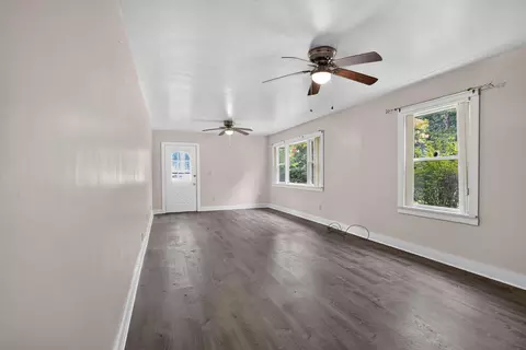 Living - 5735 Kibby Rd, Jackson, MI 49201 photo 1 of 2