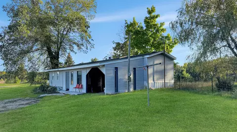 5767 S 23 Rd, Boon, MI 49618
