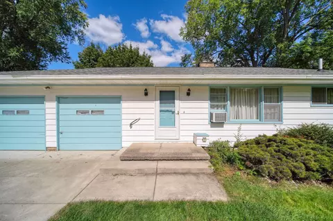 Exterior - 1500 Strathmoor Ln, Jackson, MI 49203 photo 2 of 10