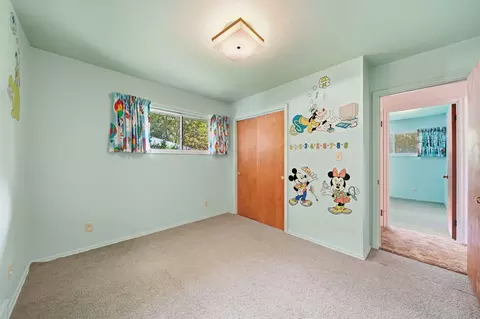 Bedroom - 1500 Strathmoor Ln, Jackson, MI 49203 photo 4 of 6
