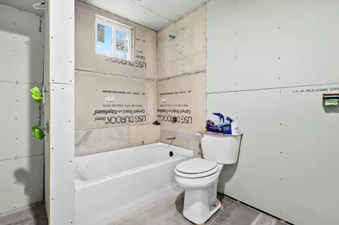 Bath - 322 E James St, Lawrence, MI 49064 photo 1 of 4