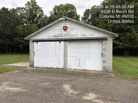 Exterior - 6536 E Becht Rd, Coloma, MI 49038 photo 2 of 4