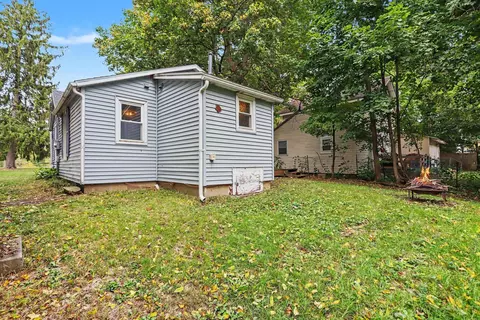 Exterior - 512 Washington St, Marshall, MI 49068 photo 11 of 11