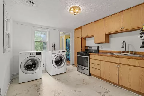 Other - 512 Washington St, Marshall, MI 49068 photo 2 of 4