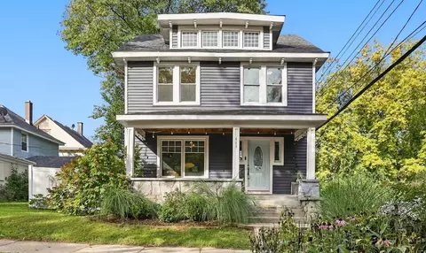 449 Giddings Ave SE, Grand Rapids, MI 49506
