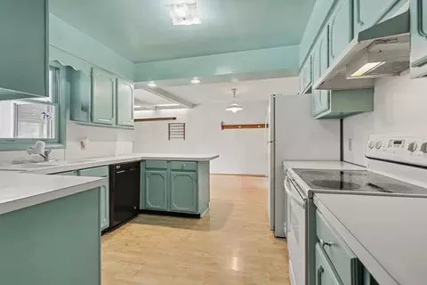Kitchen - 613 Spring St, Three Rivers, MI 49093 photo 2 of 2
