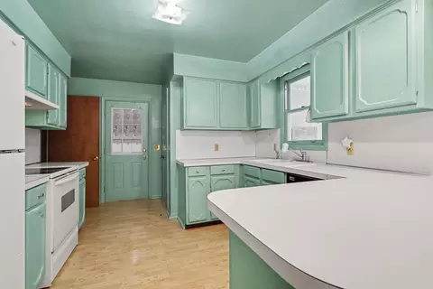 Kitchen - 613 Spring St, Three Rivers, MI 49093 photo 1 of 2