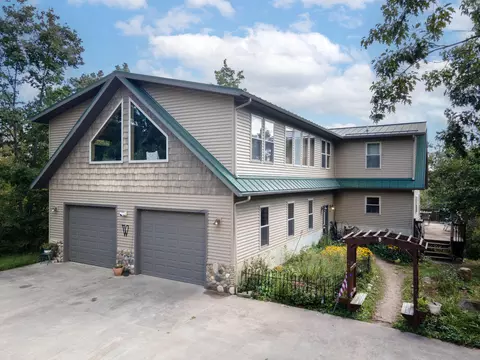 5917 Gamble Rd, Atlanta, MI 49709