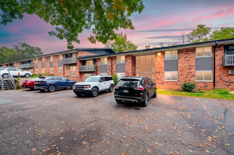 616 Lynn Ave #25, Kalamazoo, MI 49008
