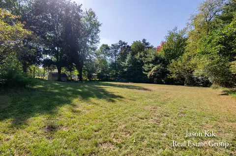 Exterior - 10861 68th Ave, Allendale, MI 49401 photo 7 of 16