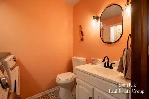 Bath - 10861 68th Ave, Allendale, MI 49401 photo 1 of 4