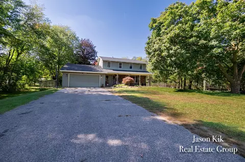 Exterior - 10861 68th Ave, Allendale, MI 49401 photo 2 of 16
