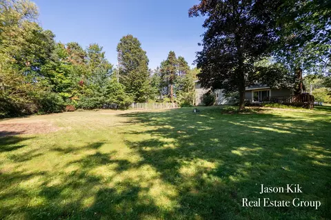 Exterior - 10861 68th Ave, Allendale, MI 49401 photo 11 of 16