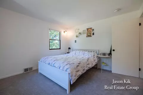 Bedroom - 10861 68th Ave, Allendale, MI 49401 photo 3 of 7