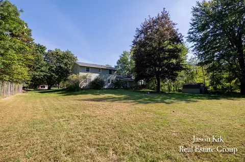 Exterior - 10861 68th Ave, Allendale, MI 49401 photo 8 of 16