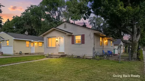 3392 Flamingo Ave SW, Wyoming, MI 49509