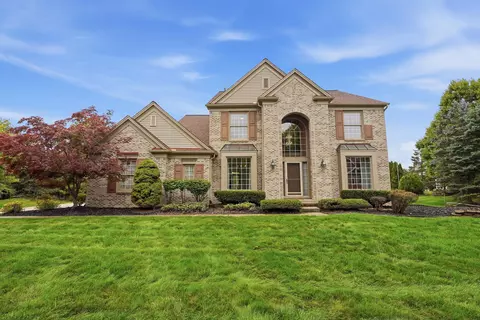 137 Queen Anne Dr, Canton, MI 48187