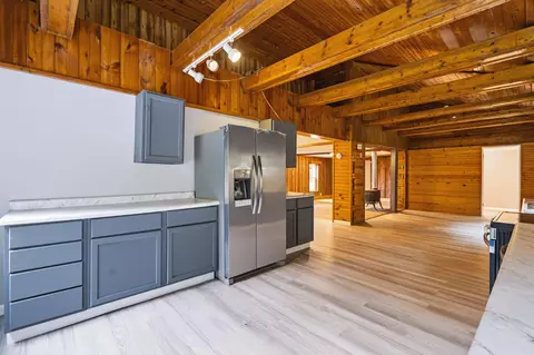 Kitchen - 55470 Flatbush Rd, Three Rivers, MI 49093 photo 2 of 2