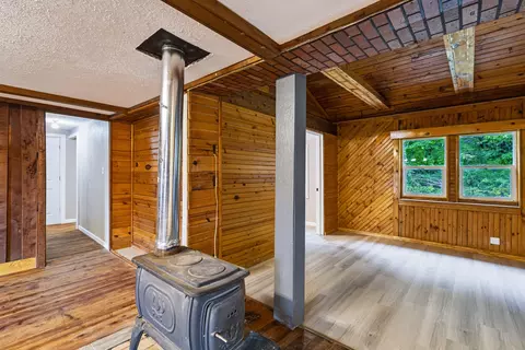 Entry Way - 55470 Flatbush Rd, Three Rivers, MI 49093 photo 3 of 3