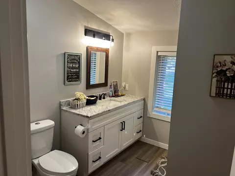 Bath - 1504 Devries Dr, Gladwin, MI 48624 photo 1 of 6