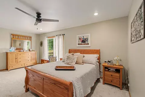 Bedroom - 63010 Youngs Prairie Rd, Constantine, MI 49042 photo 1 of 8