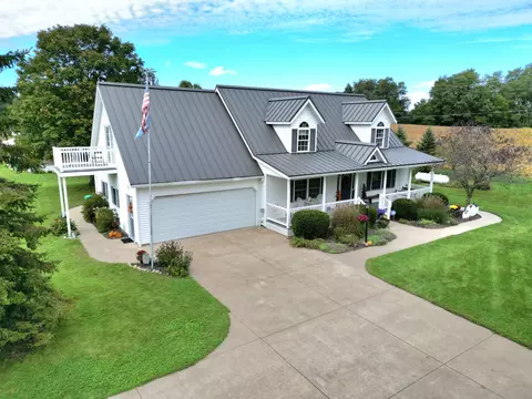 Exterior - 63010 Youngs Prairie Rd, Constantine, MI 49042 photo 7 of 8