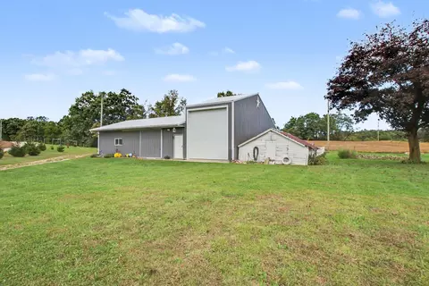 Exterior - 63010 Youngs Prairie Rd, Constantine, MI 49042 photo 8 of 8