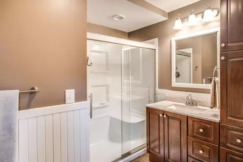 Bath - 5642 N 38th St, Augusta, MI 49012 photo 1 of 4