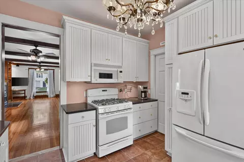 Kitchen - 218 Exchange St, Marshall, MI 49068 photo 3 of 5