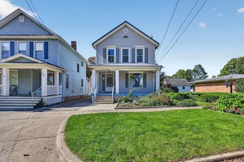 Exterior - 218 Exchange St, Marshall, MI 49068 photo 2 of 9