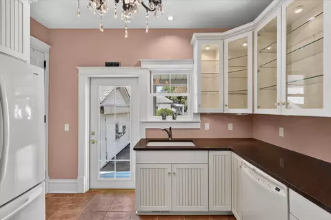 Kitchen - 218 Exchange St, Marshall, MI 49068 photo 4 of 5