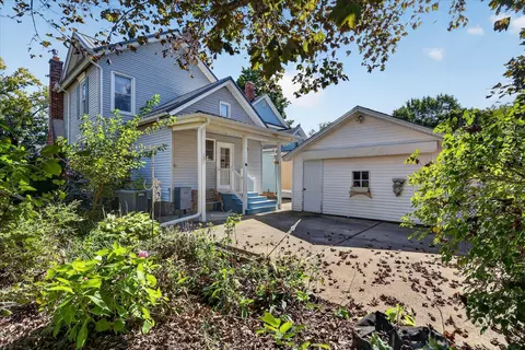 Exterior - 218 Exchange St, Marshall, MI 49068 photo 6 of 9