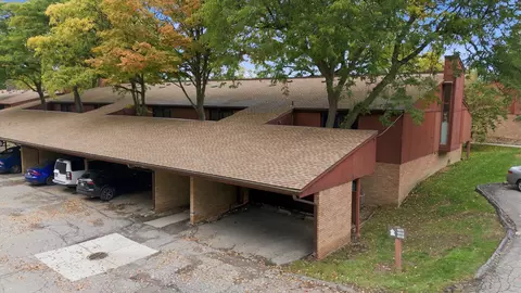1809 Independence Blvd #15B, Ann Arbor, MI 48104