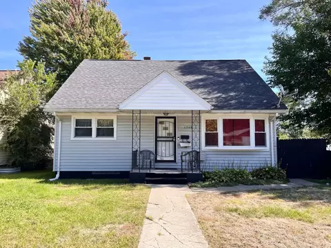1768 Hudson St, Muskegon, MI 49441