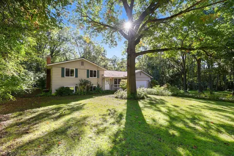 7411 Bush Rd, Chelsea, MI 48118