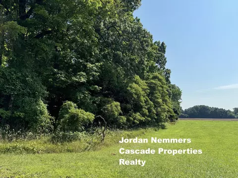 30 40 50 62nd, Decatur, MI 49045