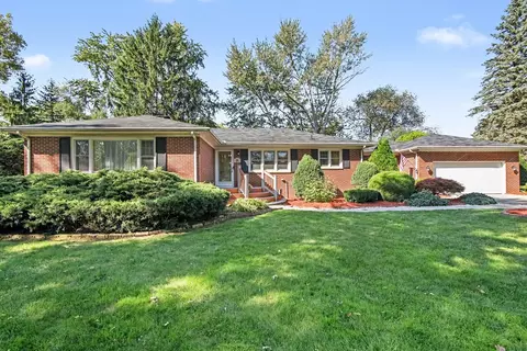 43 N Clubview Dr, Ypsilanti, MI 48197