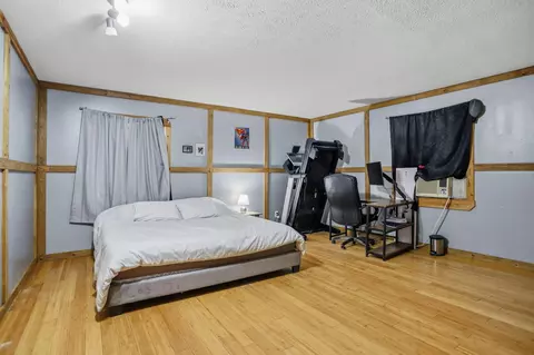 Bedroom - 907 Second St, Pullman, MI 49450 photo 1 of 10