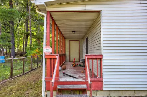 Exterior - 907 Second St, Pullman, MI 49450 photo 3 of 11