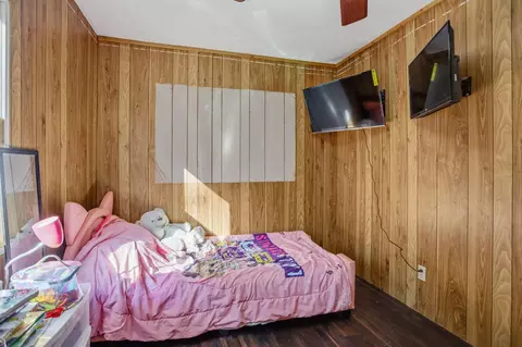 Bedroom - 907 Second St, Pullman, MI 49450 photo 5 of 10