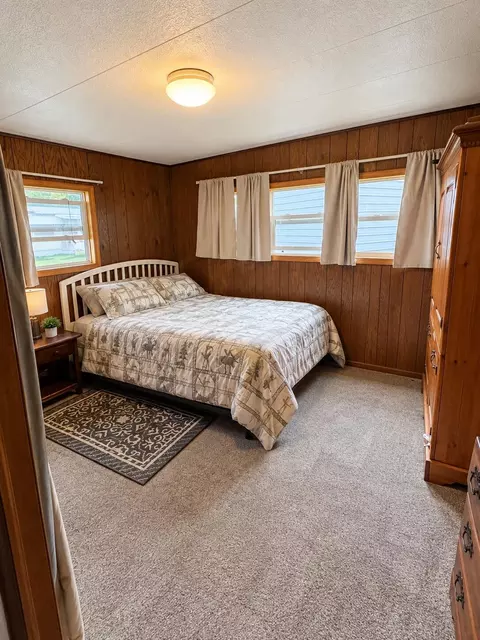 Bedroom - 230 Maplewood Dr, Roscommon, MI 48653 photo 1 of 2