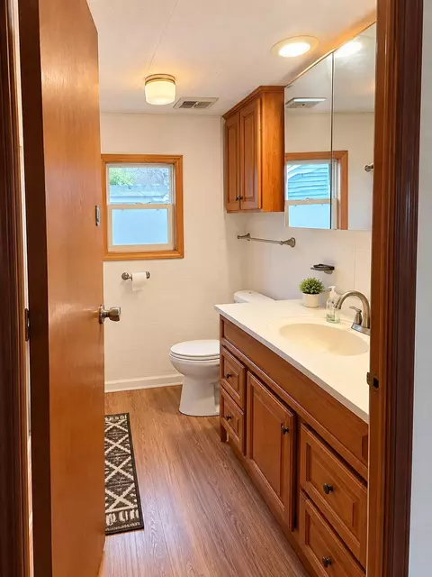 Bath - 230 Maplewood Dr, Roscommon, MI 48653 photo 2 of 3