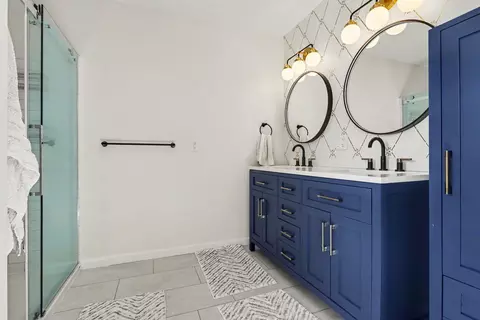 Bath - 55443 Baer Rd, Mendon, MI 49072 photo 2 of 3