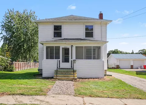 1005 S Superior St, Albion, MI 49224