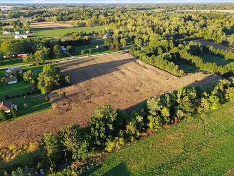 W Erie Road, Ottawa Lake, MI 49267