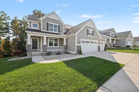 664 Elstar Dr NE, Rockford, MI 49341