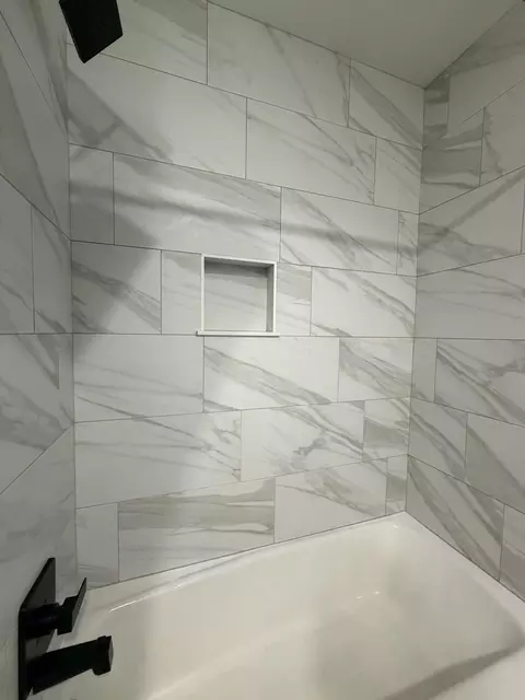 Bath - 3185 N 38th St, Augusta, MI 49012 photo 2 of 5